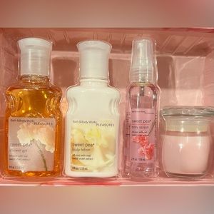 Bath & Body Works gift set with sweet pea scent